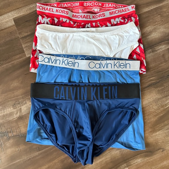 Bundle Four Calvin Klein and Michael Kors Men Size L - Picture 1 of 3